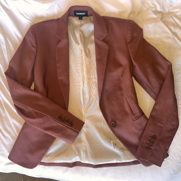 Express Dusty Pink Two Piece Set: One Button Blazer + Pencil Skirt | Size: 00 - Picture 12 of 14